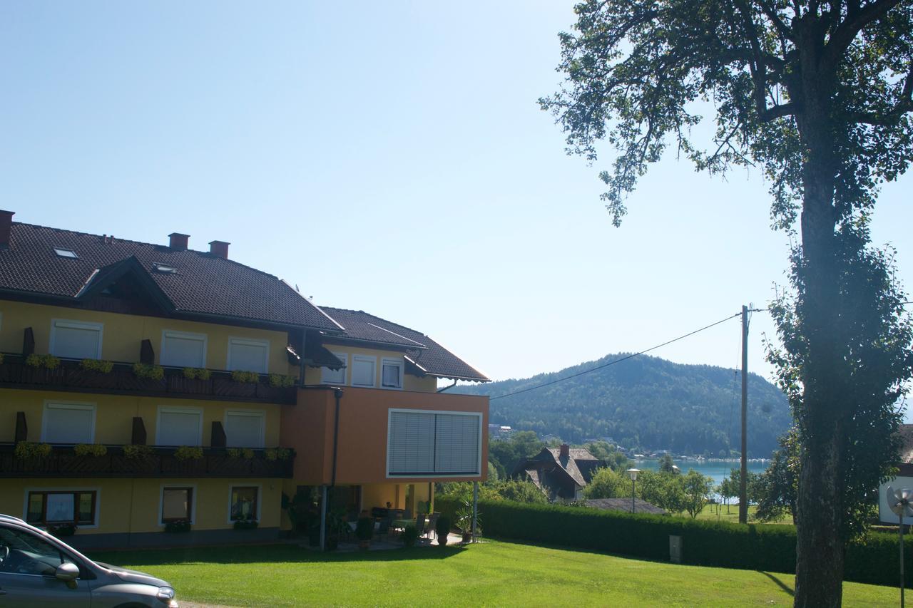 Pension Seerose Drobollach am Faakersee Dış mekan fotoğraf